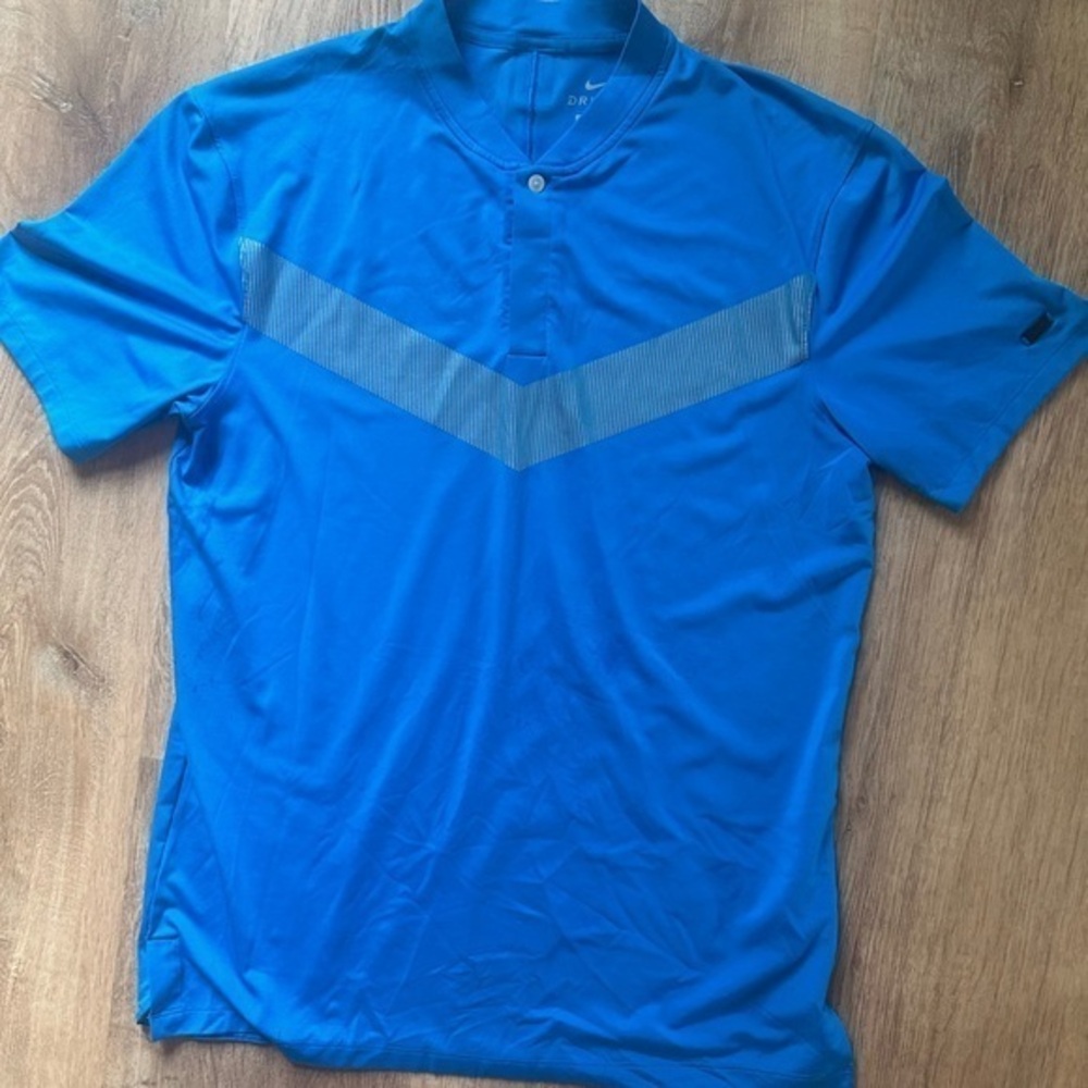Nike Blue Polo Shirt Chevron Design